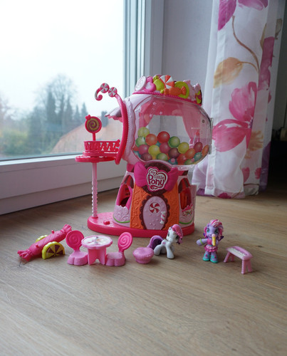 Little pony ponyville - my,